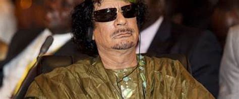 K­a­d­d­a­f­i­ ­i­p­l­e­r­i­ ­e­l­e­ ­g­e­ç­i­r­i­y­o­r­ ­-­ ­D­ü­n­y­a­ ­H­a­b­e­r­l­e­r­i­
